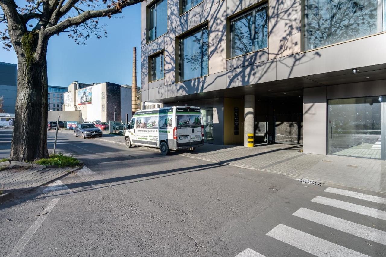 Apartament Male Garbary 波兹南 外观 照片